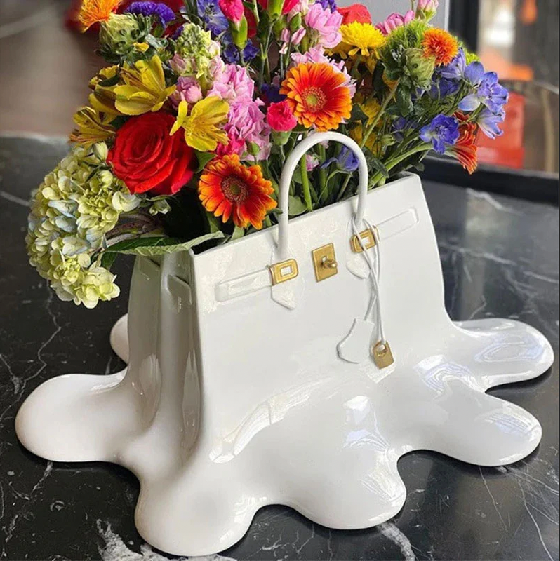 Melting Luxury Handbag Flowers Vase (Black)